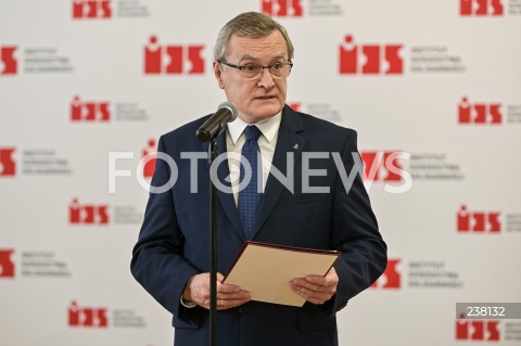  10.08.2020 GDANSK<br />
WIZYTA WICEPREMIERA PIOTRA GLINSKIEGO W GDANSKU<br />
KONFERENCJA W SPRAWIE OBCHODOW 40. ROCZNICY PODPISANIA POROZUMIEN SIERPNIOWYCH ORAZ UTWORZENIA NSZZ SOLIDARNOSC W SALI BHP STOCZNI GDANSKIEJ<br />
N/Z PIOTR GLINSKI<br />
 