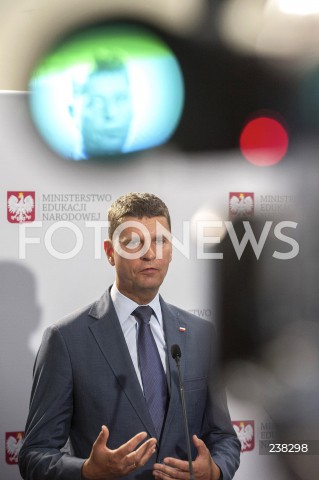  11.08.2020 WARSZAWA<br />
KONFERENCJA MEN NA TEMAT MATUR<br />
N/Z DARIUSZ PIONTKOWSKI<br />
 