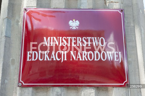  11.08.2020 WARSZAWA<br />
KONFERENCJA MEN NA TEMAT MATUR<br />
N/Z MINISTERSTWO EDUKACJI NARODOWEJ BUDYNEK<br />
 