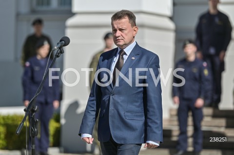  11.08.2020 GDYNIA<br />
KONFERENCJA MINISTRA OBRONY NARODOWEJ W KOMENDZIE MARYNARKI WOJENNEJ W GDYNI NT. PRZYGOTOWAN DO OBCHODOW 81. ROCZNICY WYBUCHU II WOJNY SWIATOWEJ NA WESTERPLATTE <br />
N/Z MARIUSZ BLASZCZAK<br />
 