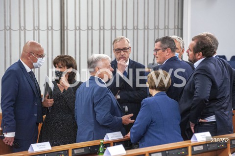  12.08.2020 WARSZAWA SENAT<br />
POSIEDZENIE SENATU<br />
N/Z BOGDAN ZDROJEWSKI MICHAL KAMINSKI GABRIELA MORAWSKA STANECKA BOGDAN BORUSEWICZ <br />
 