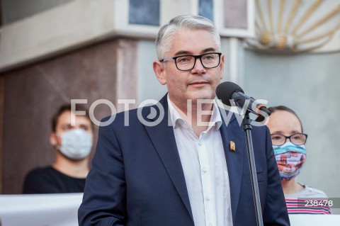  14.08.2020 GDANSK<br />
SOLIDARNI Z BIALORUSIA<br />
MANIFESTACAJA WYRAZAJACA SOLIDARNOSC Z BIALORUSIA<br />
N/Z PIOTR KOWALCZUK<br />
 