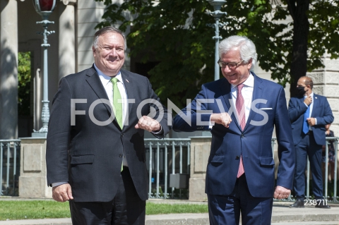  15.08.2020 WARSZAWA <br />
WIZYTA SEKRETARZA STANU USA W WARSZAWIE <br />
SPOTKANIE SEKRETARZA STANU USA Z MINISTREM SPRAW ZAGRANICZNYCH POLSKI<br />
N/Z MIKE POMPEO JACEK CZAPUTOWICZ<br />
 