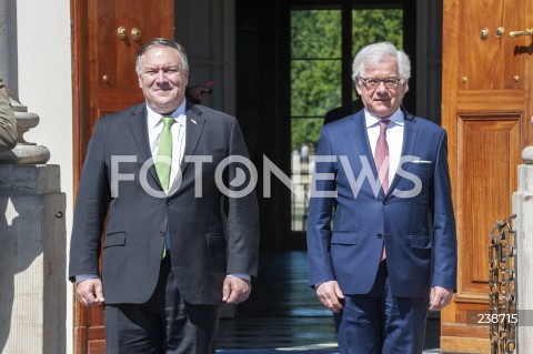  15.08.2020 WARSZAWA <br />
WIZYTA SEKRETARZA STANU USA W WARSZAWIE <br />
SPOTKANIE SEKRETARZA STANU USA Z MINISTREM SPRAW ZAGRANICZNYCH POLSKI<br />
N/Z MIKE POMPEO JACEK CZAPUTOWICZ<br />
 