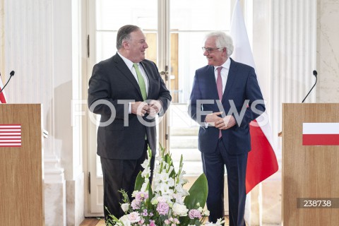  15.08.2020 WARSZAWA <br />
WIZYTA SEKRETARZA STANU USA W WARSZAWIE <br />
SPOTKANIE SEKRETARZA STANU USA Z MINISTREM SPRAW ZAGRANICZNYCH POLSKI<br />
N/Z MIKE POMPEO JACEK CZAPUTOWICZ<br />
 