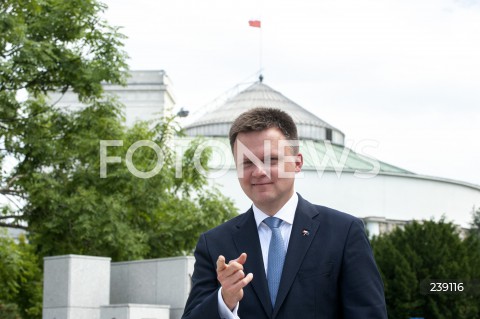 Konferencja prasowa Szymona Hołowni w Warszawie