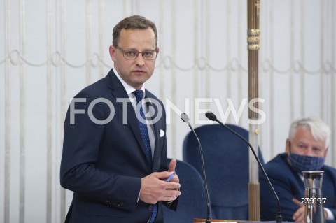  17.08.2020 WARSZAWA SENAT<br />
POSIEDZENIE SENATU<br />
N/Z MARCIN ROMANOWSKI<br />
 