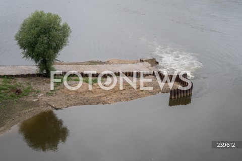  30.08.2020 WARSZAWA<br />
AWARIA KOLEKTORA SCIEKOWEGO DO OCZYSZCZALNI CZAJKA <br />
N/Z KOLEKTOR SCIEKOWY WLOT DO WISLY<br />
 