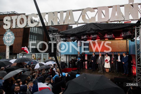  31.08.2020 GDANSK<br />
OBCHODY 40. ROCZNICY POROZUMIEN SIERPNIOWYCH W GDANSKU<br />
N/Z TOMASZ GRODZKI LECH WALESA ALEKSANDRA DULKIEWICZ<br />
 