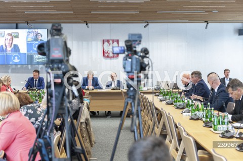  02.09.2020 WARSZAWA SEJM<br />
POSIEDZENIE KOMISJI MSWIA NA TEMAT ZATRZYMANIA MARGOT<br />
N/Z JAROSLAW SZYMCZYK MACIEJ WASIK WIESLAW SZCZEPANSKI TOMASZ SZYMANSKI ZDZISLAW SIPIERA<br />
 