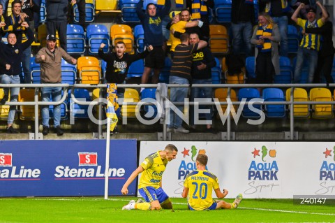  04.09.2020 GDYNIA<br />
PILKA NOZNA - FORTUNA 1. LIGA SEZON 2020/2021<br />
MECZ ARKA GDYNIA - PUSZCZA NIEPOLOMICE<br />
N/Z MATEUSZ MLYNSKI RADOSC BRAMKA GOL NA 3:2 RAFAL WOLSZTYNSKI<br />
 