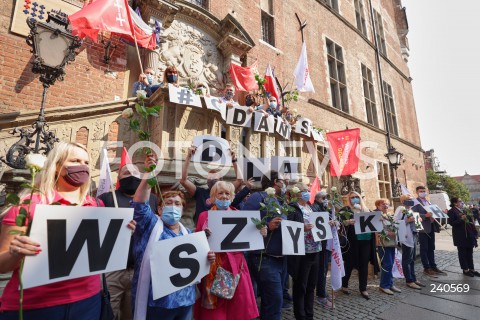  12.09.2020 GDANSK<br />
GDANSK PRZECIWKO TECZOWEJ AGRESJI<br />
PROTEST ZORGANIZOWANY PRZEZ MLODZIEZ WSZECHPOLSKA, ORAZ SIEDEM KONTRMANIFESTACJI M.IN.: GDANSK DLA WSZYSTKICH, TWOJ GDANSK PREZYDENCIE, GDANSK MOWI STOP FASZYZMOWI, KONTRMANIFA GO! GDANSK OBRONIMY, GDANSK - TAK DLA ROWNOSCI<br />
N/Z MANIFESTACJA WSZYSTKO DLA GDANSKA<br />
 