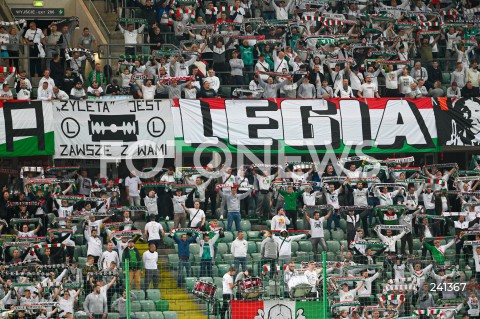  19.09.2020 WARSZAWA<br />
PILKA NOZNA - PKO BP EKSTRAKLASA SEZON 2020/2021<br />
MECZ LEGIA WARSZAWA - GORNIK ZABRZE<br />
N/Z KIBICE LEGII WARSZAWA OPRAWA ZYLETA DOPING EMOCJE<br />
 