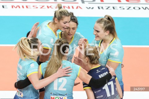  09.10.2020 RZESZOW <br />
SIATKOWKA KOBIET<br />
TAURONLIGA SEZON 2020/2021<br />
WOMEN VOLLEYBALL POLAND POLISH LEAGUE<br />
MECZ DEVELOPRES SKYRES RZESZOW - DPD LEGIONOVIA LEGIONOWO <br />
N/Z JELENA BLAGOJEVIC GABRIELA POLANSKA ALEKSANDRA RASINSKA RADOSC EMOCJE <br />
 