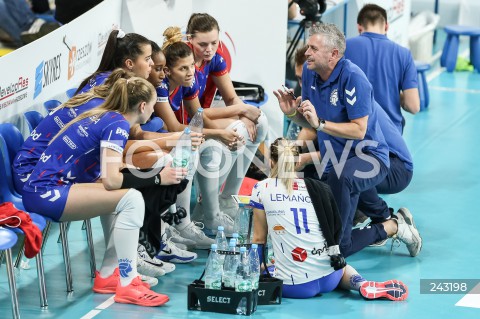  09.10.2020 RZESZOW <br />
SIATKOWKA KOBIET<br />
TAURONLIGA SEZON 2020/2021<br />
WOMEN VOLLEYBALL POLAND POLISH LEAGUE<br />
MECZ DEVELOPRES SKYRES RZESZOW - DPD LEGIONOVIA LEGIONOWO <br />
N/Z ALESSANDRO CHIAPPINI - I TRENER ( HEAD COACH ) ZAWODNICZKI SIATKARKI LEGIONOVII LEGIONOWO ALICJA GRABKA MAJA TOKARSKA JULIE OLIVEIRA SOUZA JESSICA RIVERO MARIN <br />
 