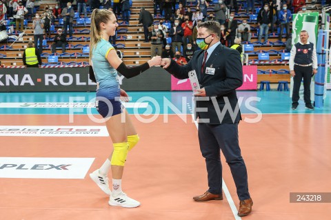  09.10.2020 RZESZOW <br />
SIATKOWKA KOBIET<br />
TAURONLIGA SEZON 2020/2021<br />
WOMEN VOLLEYBALL POLAND POLISH LEAGUE<br />
MECZ DEVELOPRES SKYRES RZESZOW - DPD LEGIONOVIA LEGIONOWO <br />
N/Z ALEXANDRA LAZIC NAGRODA MVP KOMISARZ SEBASTIAN MICHALAK <br />
 