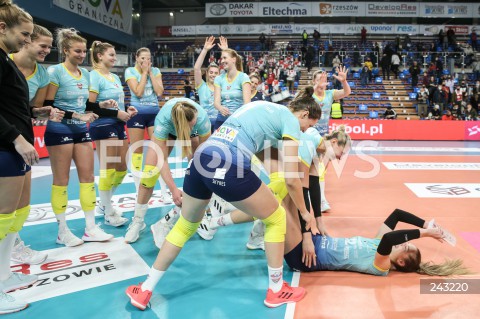  09.10.2020 RZESZOW <br />
SIATKOWKA KOBIET<br />
TAURONLIGA SEZON 2020/2021<br />
WOMEN VOLLEYBALL POLAND POLISH LEAGUE<br />
MECZ DEVELOPRES SKYRES RZESZOW - DPD LEGIONOVIA LEGIONOWO <br />
N/Z ZAWODNICZKI SIATKARKI DEVELOPRESU SKYRES RZESZOW MVP NAGRODA ALEXANDRA LAZIC <br />
 