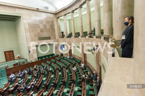  22.10.2020 WARSZAWA SEJM <br />
POSIEDZENIE SEJMU <br />
KANDYDATKA NA RZECZNIKA PRAW OBYWATELSKICH<br />
N/Z ZUZANNA RUDZINSKA - BLUSZCZ<br />
 