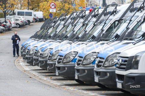 Przygotowania służb mundurowych do zabezpieczenia protestów w Warszawie