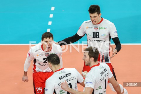  17.11.2020 RZESZOW <br />
SIATKOWKA MEZCZYZN <br />
PLUSLIGA SEZON 2020/2021 <br />
PLUS LIGA POLISH MEN VOLLEYBALL LEAGUE <br />
MECZ ASSECO RESOVIA - SLEPSK MALOW SUWALKI <br />
N/Z ROBERT TAHT KLEMEN CEBULJ RADOSC EMOCJE <br />
 