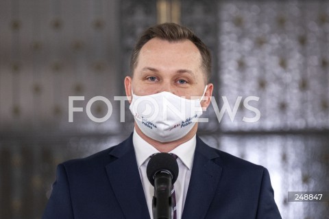  26.01.2021 WARSZAWA SEJM<br />
DZIEN W SEJMIE<br />
KONFERENCJA SOLIDARNEJ POLSKI<br />
UKARANIE MALGORZATY PROKOP PACZKOWSKIEJ<br />
N/Z MARIUSZ KALUZNY<br />
 