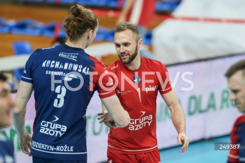  03.02.2021 RZESZOW <br />
SIATKOWKA MEZCZYZN <br />
PLUSLIGA SEZON 2020/2021 <br />
PLUS LIGA POLISH MEN VOLLEYBALL LEAGUE <br />
MECZ ASSECO RESOVIA - GRUPA AZOTY ZAKSA KEDZIERZYN KOZLE <br />
N/Z PAWEL ZATORSKI JAKUB KOCHANOWSKI <br />
 