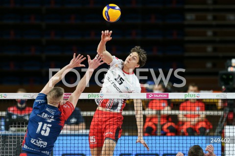  03.02.2021 RZESZOW <br />
SIATKOWKA MEZCZYZN <br />
PLUSLIGA SEZON 2020/2021 <br />
PLUS LIGA POLISH MEN VOLLEYBALL LEAGUE <br />
MECZ ASSECO RESOVIA - GRUPA AZOTY ZAKSA KEDZIERZYN KOZLE <br />
N/Z JEFFREY JENDRYK <br />
 