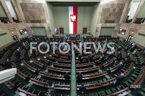  16.03.2021 WARSZAWA SEJM<br />
POSIEDZENIE SEJMU<br />
N/Z SALA POSIEDZEN VIEW MINUTA CISZY WIDOK<br />
 