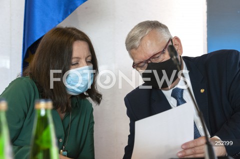  16.03.2021 WARSZAWA SEJM<br />
POSIEDZENIE SEJMU<br />
N/Z MAREK SUSKI JOANNA LICHOCKA<br />
 