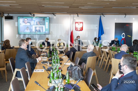  16.03.2021 WARSZAWA SEJM<br />
POSIEDZENIE SEJMU<br />
N/Z MAREK SUSKI JOANNA LICHOCKA PIOTR BABINETZ JOANNA SCHEURING WIELGUS KOMISJA KULTURY I SRODKOW PRZEKAZU<br />
 