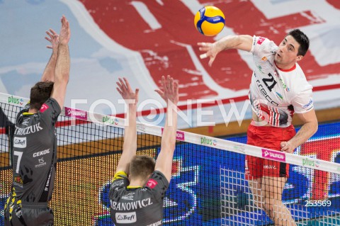  03.04.2021 RZESZOW <br />
SIATKOWKA MEZCZYZN <br />
PLUSLIGA SEZON 2020/2021 <br />
PLUS LIGA POLISH MEN VOLLEYBALL LEAGUE <br />
MECZ NR 1 O 5. MIEJSCE <br />
MECZ ASSECO RESOVIA - TREFL GDANSK <br />
N/Z KAROL BUTRYN <br />
 