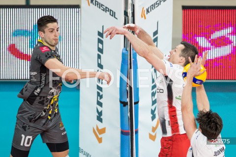  03.04.2021 RZESZOW <br />
SIATKOWKA MEZCZYZN <br />
PLUSLIGA SEZON 2020/2021 <br />
PLUS LIGA POLISH MEN VOLLEYBALL LEAGUE <br />
MECZ NR 1 O 5. MIEJSCE <br />
MECZ ASSECO RESOVIA - TREFL GDANSK <br />
N/Z MORITZ REICHERT RAFAL BUSZEK <br />
 