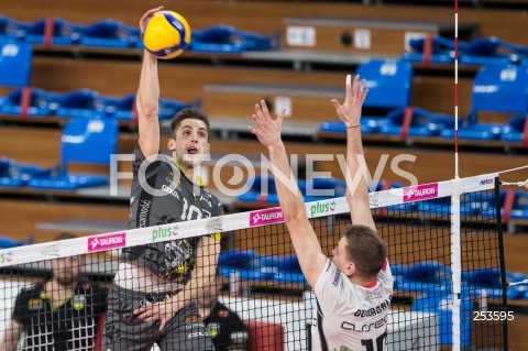  03.04.2021 RZESZOW <br />
SIATKOWKA MEZCZYZN <br />
PLUSLIGA SEZON 2020/2021 <br />
PLUS LIGA POLISH MEN VOLLEYBALL LEAGUE <br />
MECZ NR 1 O 5. MIEJSCE <br />
MECZ ASSECO RESOVIA - TREFL GDANSK <br />
N/Z MORITZ REICHERT <br />
 