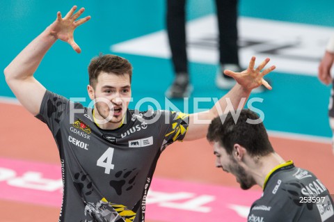  03.04.2021 RZESZOW <br />
SIATKOWKA MEZCZYZN <br />
PLUSLIGA SEZON 2020/2021 <br />
PLUS LIGA POLISH MEN VOLLEYBALL LEAGUE <br />
MECZ NR 1 O 5. MIEJSCE <br />
MECZ ASSECO RESOVIA - TREFL GDANSK <br />
N/Z LUKASZ KOZUB RADOSC EMOCJE <br />
 