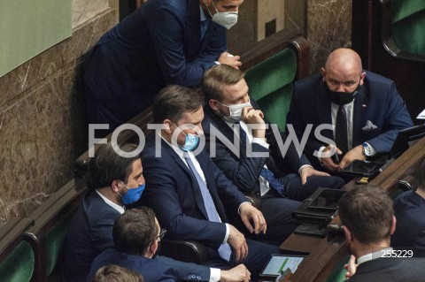  04.05.2021 WARSZAWA SEJM<br />
POSIEDZENIE SEJMU<br />
N/Z ZBIGNIEW ZIOBRO MICHAL WOJCIK JANUSZ KOWALSKI MARIUSZ GOSEK NORBERT KACZMARCZYK JAN KANTHAK DARIUSZ OLSZEWSKI SOLIDARNA POLSKA<br />
 