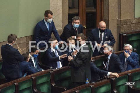  04.05.2021 WARSZAWA SEJM<br />
POSIEDZENIE SEJMU<br />
N/Z ZBIGNIEW ZIOBRO MICHAL WOJCIK JANUSZ KOWALSKI MARIUSZ GOSEK NORBERT KACZMARCZYK JAN KANTHAK DARIUSZ OLSZEWSKI SOLIDARNA POLSKA<br />
 