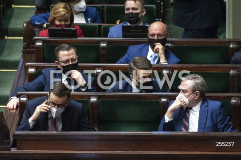  04.05.2021 WARSZAWA SEJM<br />
POSIEDZENIE SEJMU<br />
N/Z KRZYSZTOF KUBOW PREMIER MATEUSZ MORAWIECKI PIOTR GLINSKI PIOTR MULLER PIOTR WAWRZYK<br />
 