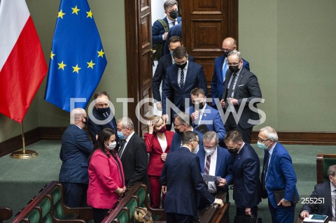  04.05.2021 WARSZAWA SEJM<br />
POSIEDZENIE SEJMU<br />
N/Z PREMIER MATEUSZ MORAWIECKI PIOTR GLINSKI KONRAD SZYMANSKI PIOTR MULLER WALDEMAR BUDA ALEKSANDER MROWCZYNSKI LEONARD KRASULSKI KRZYSZTOF KUBOW ADAM NIEDZIELSKI PRAWO I SPRAWIEDLIWOSC PIS<br />
 