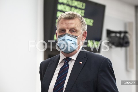  13.05.2021 WARSZAWA SENAT<br />
POSIEDZENIE SENATU<br />
N/Z JAROSLAW RUSIECKI<br />
 