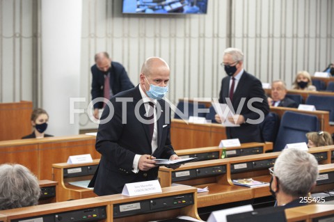  13.05.2021 WARSZAWA SENAT<br />
POSIEDZENIE SENATU<br />
N/Z BARTLOMIEJ WROBLEWSKI<br />
 