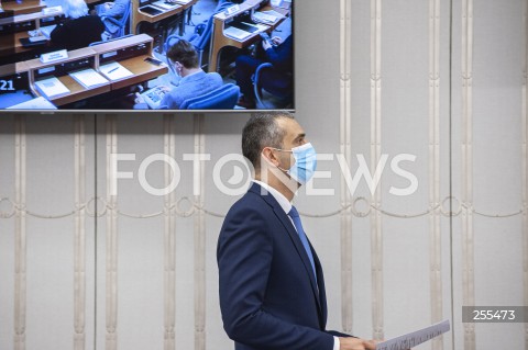  13.05.2021 WARSZAWA SENAT<br />
POSIEDZENIE SENATU<br />
N/Z MAREK PEK<br />
 