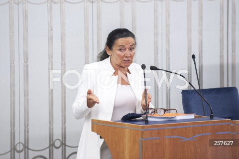  10.06.2021 WARSZAWA SENAT<br />
POSIEDZENIE SENATU<br />
N/Z ALEKSANDRA CHYBICKA<br />
 