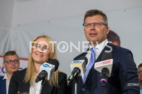  13.06.2021 RZESZOW <br />
WIECZOR WYBORCZY KANDYDATA NA URZAD PREZYDENTA MIASTA RZESZOWA MARCINA WARCHOLA <br />
N/Z MARCIN WARCHOL Z ZONA<br />
 