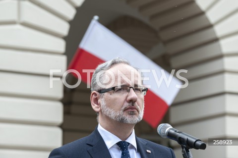  28.06.2021 WARSZAWA<br />
KONFERENCJA W MINISTERSTWIE ZDROWIA<br />
N/Z ADAM NIEDZIELSKI<br />
 