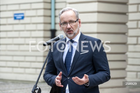  28.06.2021 WARSZAWA<br />
KONFERENCJA W MINISTERSTWIE ZDROWIA<br />
N/Z ADAM NIEDZIELSKI<br />
 