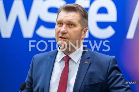  28.01.2022 JAROSLAW <br />
WIZYTA MINISTRA EDUKACJI I NAUKI PRZEMYSLAWA CZARNKA W PANSTWOWEJ WYZSZEJ SZKOLE TECHNICZNO - EKONOMICZNEJ W JAROSLAWIU<br />
N/Z PRZEMYSLAW CZARNEK <br />
 