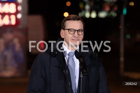  01.02.2022 WARSZAWA<br />
KONFERENCJA PRASOWA PREMIERA MATEUSZA MORAWIECKIEGO I PREZESA PKN ORLEN DANIELA OBAJTKA NA STACJI ORLEN W ZWIAZKU Z OBNIZKAMI CEN PALIW <br />
N/Z PREMIER MATEUSZ MORAWIECKI<br />
 