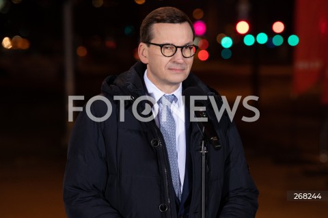  01.02.2022 WARSZAWA<br />
KONFERENCJA PRASOWA PREMIERA MATEUSZA MORAWIECKIEGO I PREZESA PKN ORLEN DANIELA OBAJTKA NA STACJI ORLEN W ZWIAZKU Z OBNIZKAMI CEN PALIW <br />
N/Z PREMIER MATEUSZ MORAWIECKI<br />
 