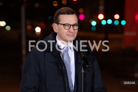  01.02.2022 WARSZAWA<br />
KONFERENCJA PRASOWA PREMIERA MATEUSZA MORAWIECKIEGO I PREZESA PKN ORLEN DANIELA OBAJTKA NA STACJI ORLEN W ZWIAZKU Z OBNIZKAMI CEN PALIW <br />
N/Z PREMIER MATEUSZ MORAWIECKI<br />
 