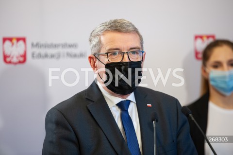  01.02.2022 WARSZAWA<br />
KONFERENCJA PRASOWA W MINISTERSTWIE EDUKACJI I NAUKI Z UDZIALEM PREZESA AKADEMICKIEGO ZWIAZKU SPORTOWEGO  W WARSZAWIE<br />
N/Z WOJCIECH MURDZEK<br />
 